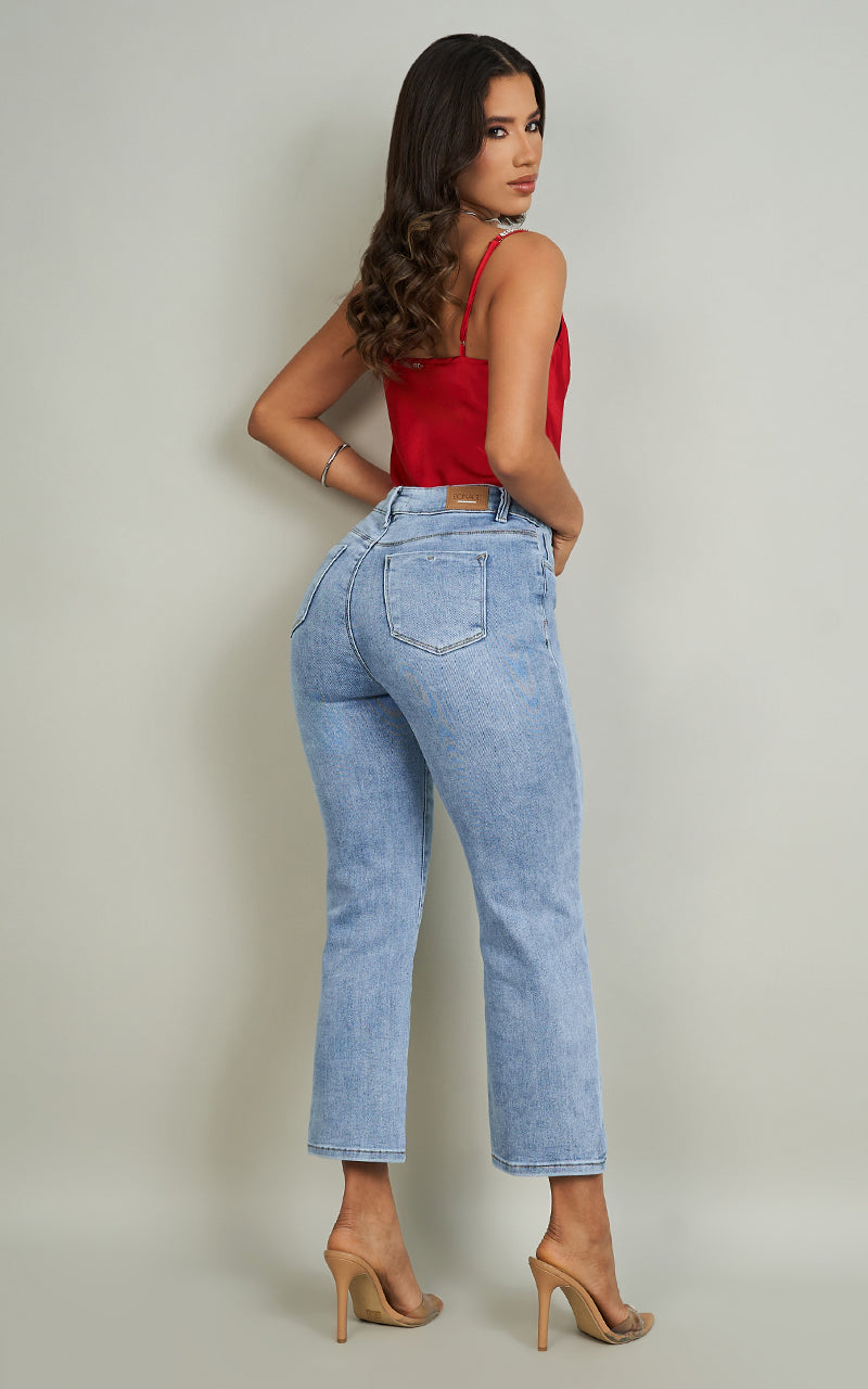 BASIC STRAIGHT CROPPED JEANS
