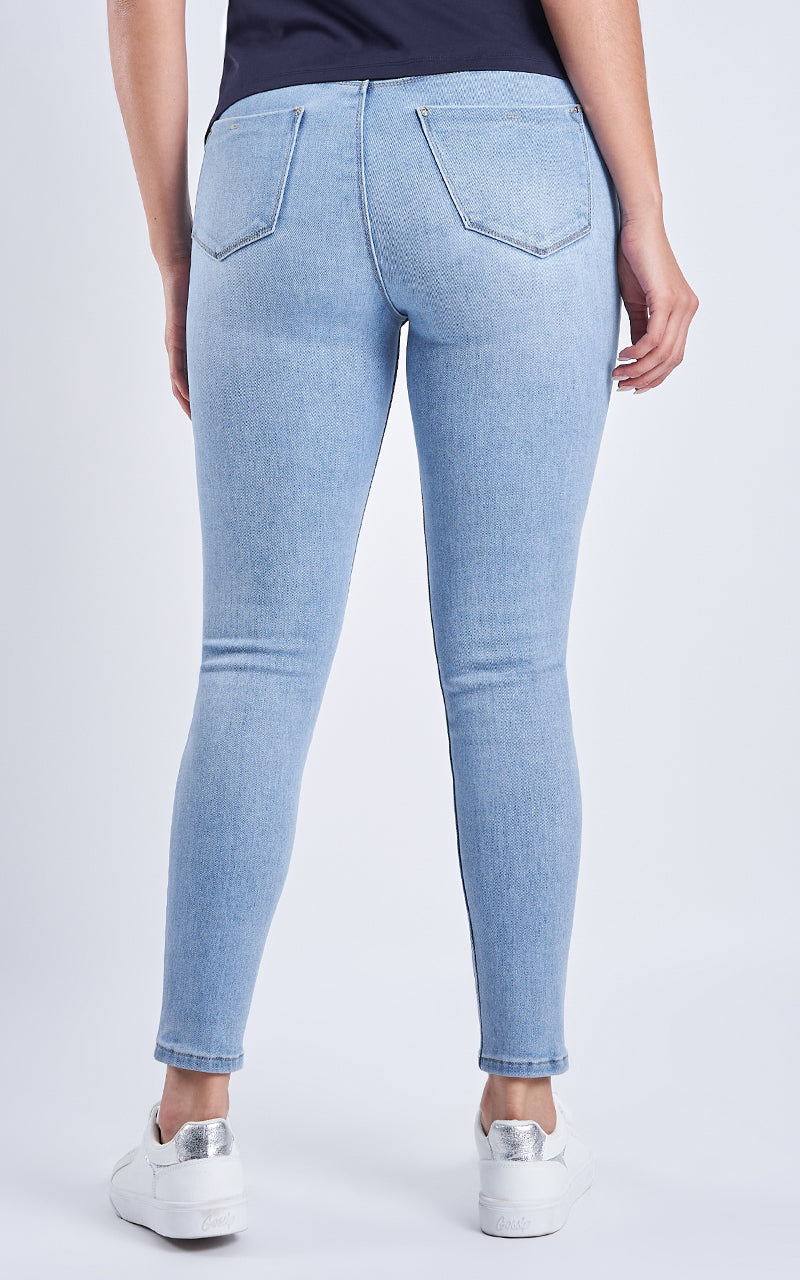 BASIC SKINNY ANKLE JEANS