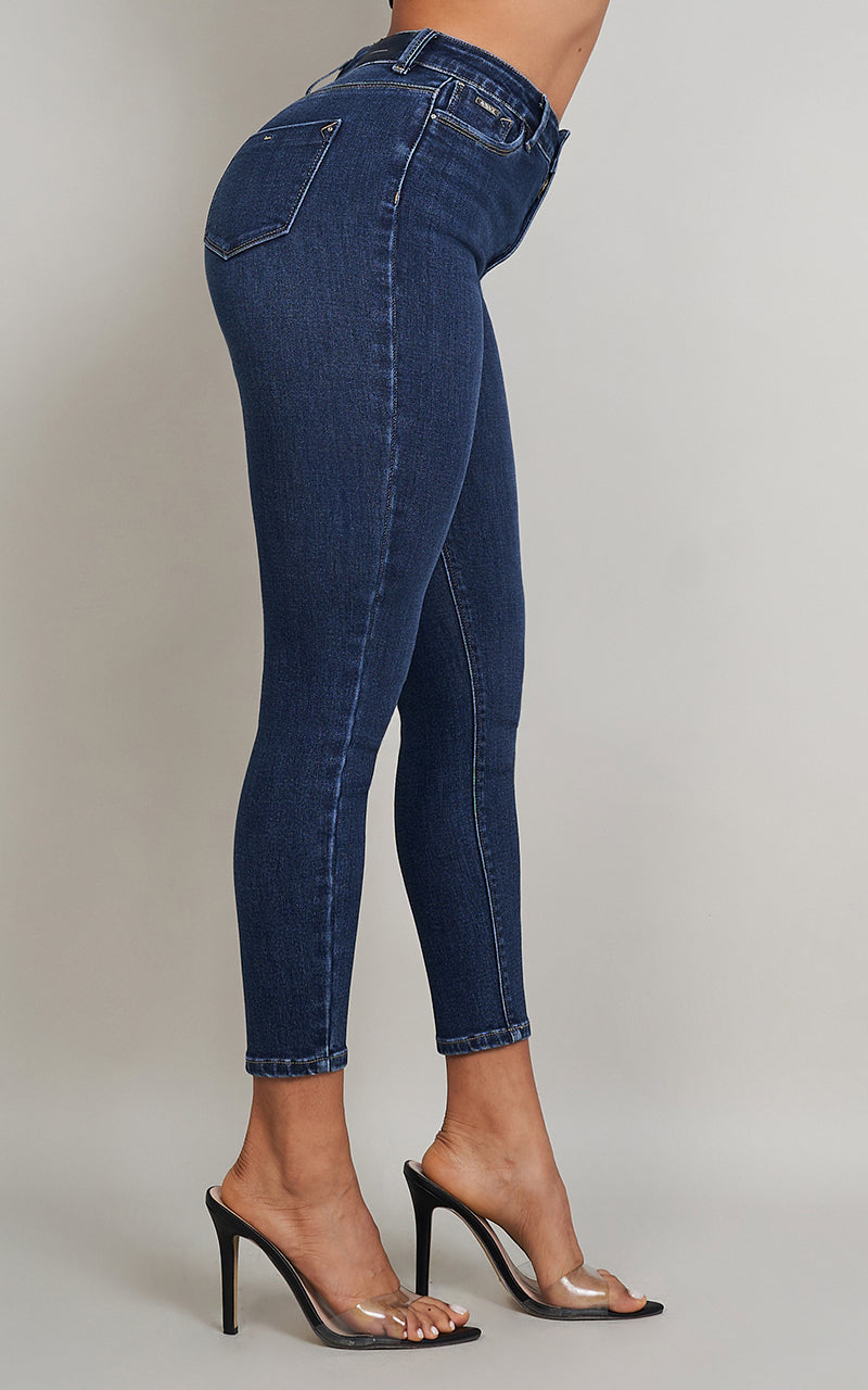 BASIC SKINNY ANKLE JEANS