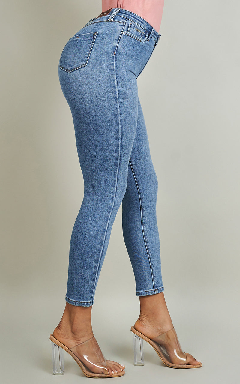 BASIC SKINNY ANKLE JEANS