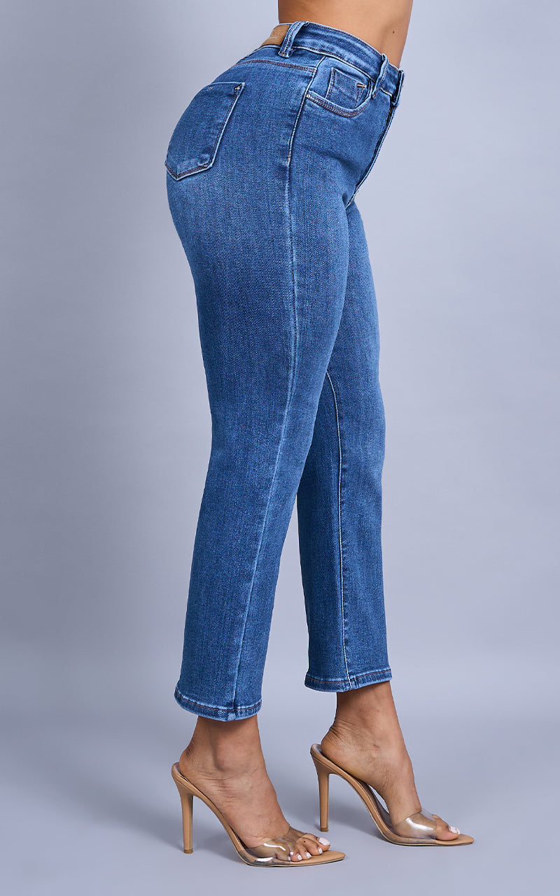 BASIC STRAIGHT CROPPED JEANS