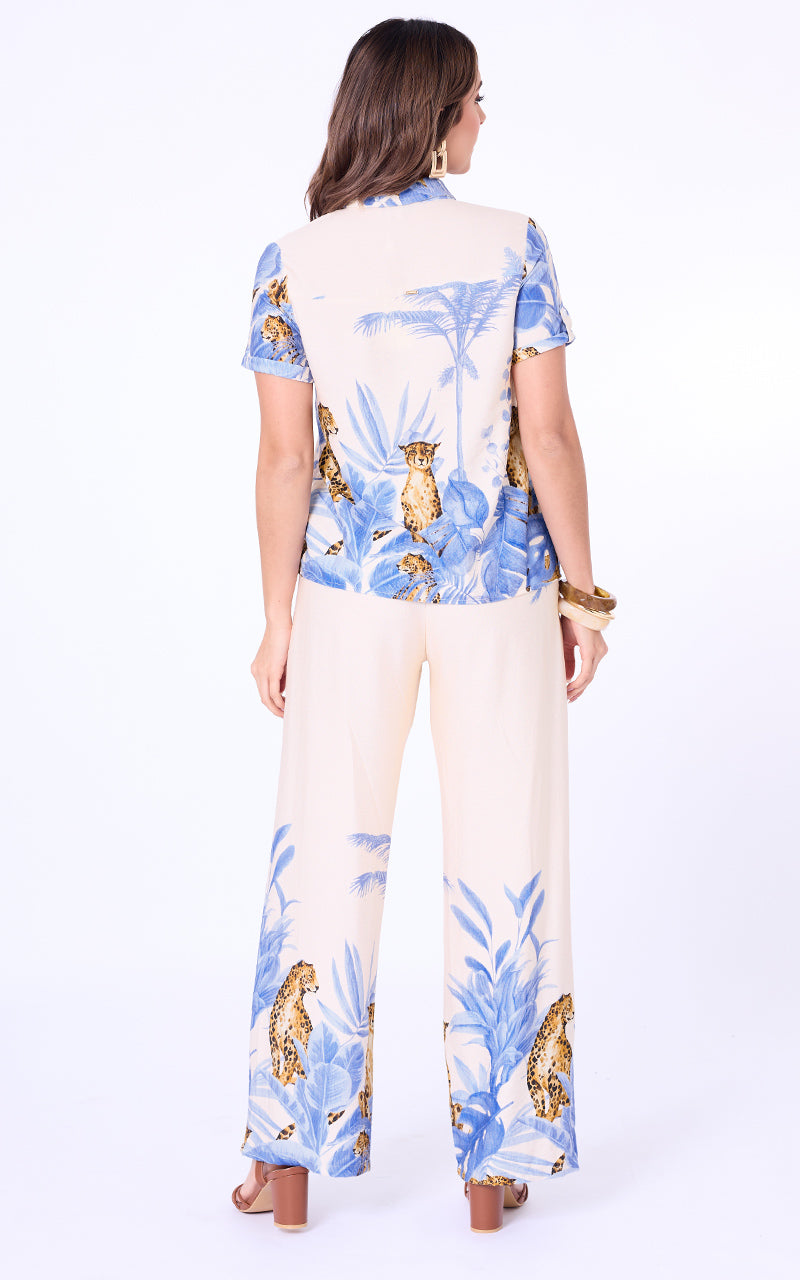CONJUNTO CAMISA Y PANTALÓN ESTAMPADO