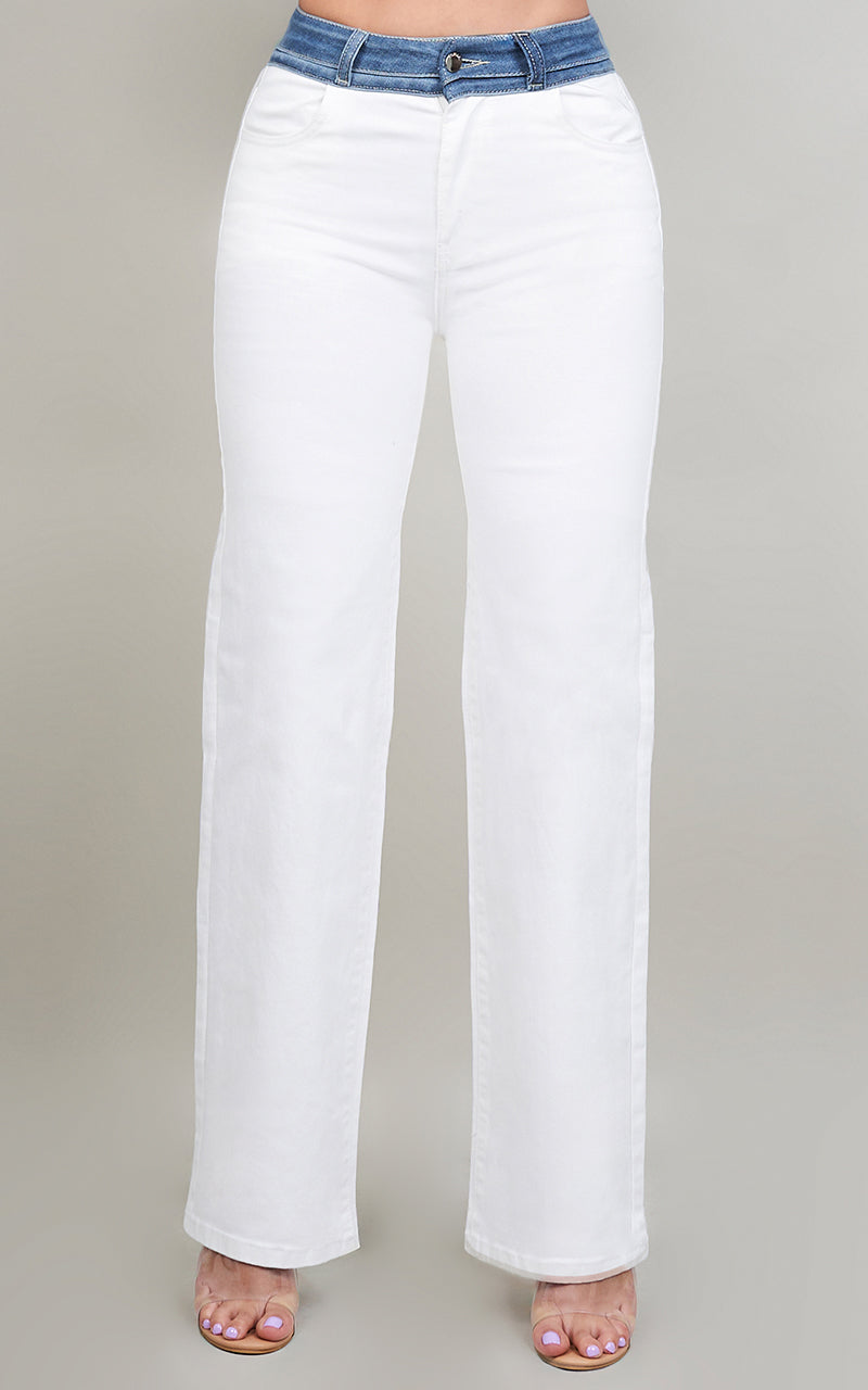 GABRIELA TOP & KIARA STRAIGHT JEANS