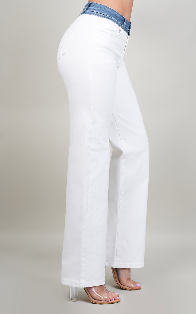 GABRIELA TOP & KIARA STRAIGHT JEANS