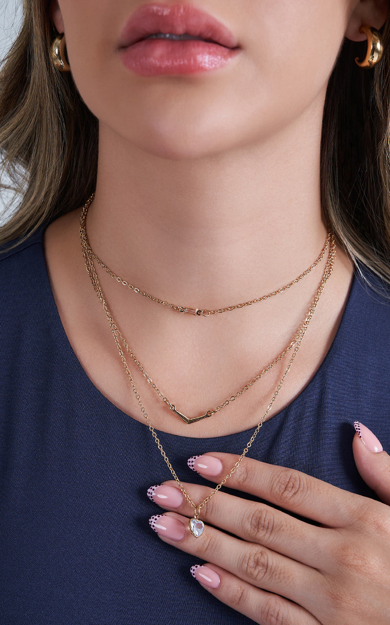 COLLAR CON DIJE DE CRISTAL