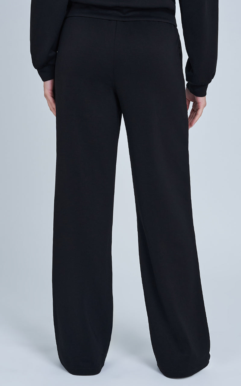 JET SET SWEATER & PANTS