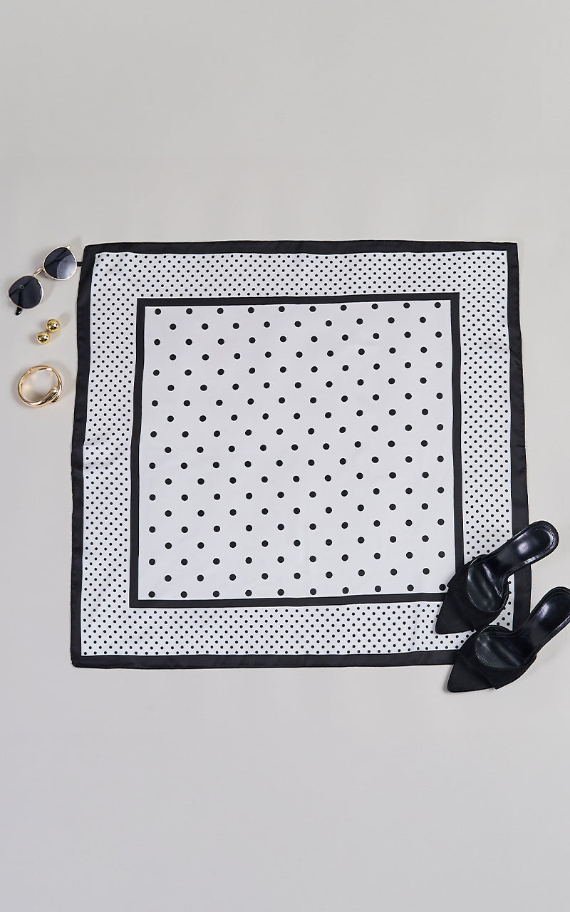 DOT ROMANCE SCARF