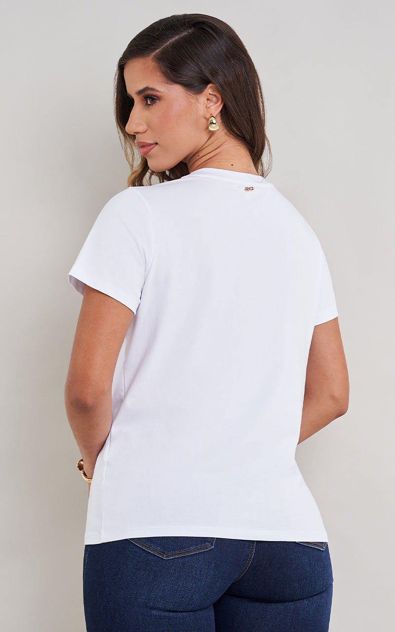 SHE BLOOMS T-SHIRT