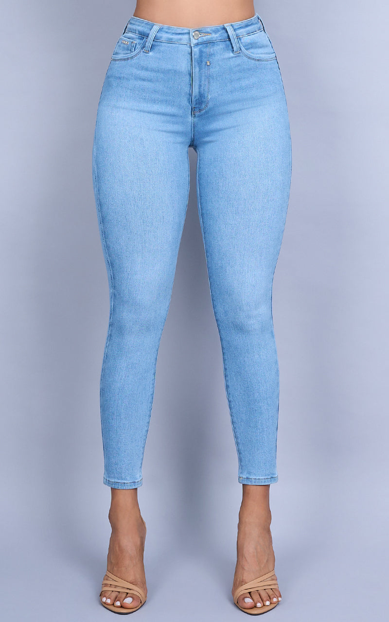 BASIC SKINNY ANKLE JEANS