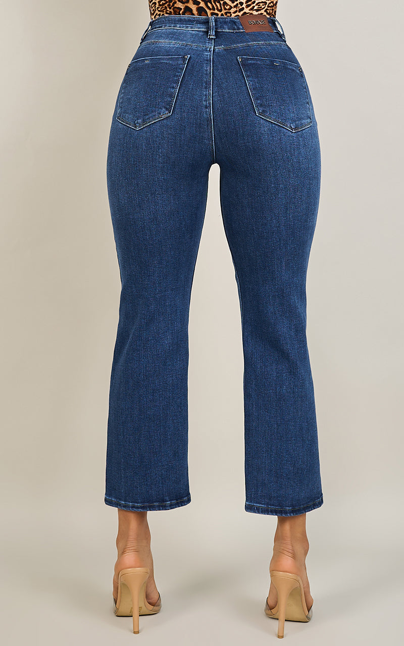 BASIC STRAIGHT  CROPPED JEANS