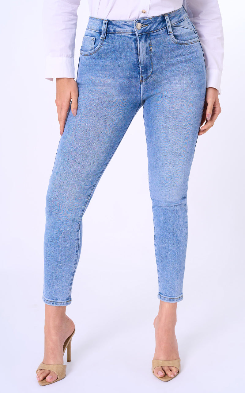 BASIC SKINNY ANKLE JEANS