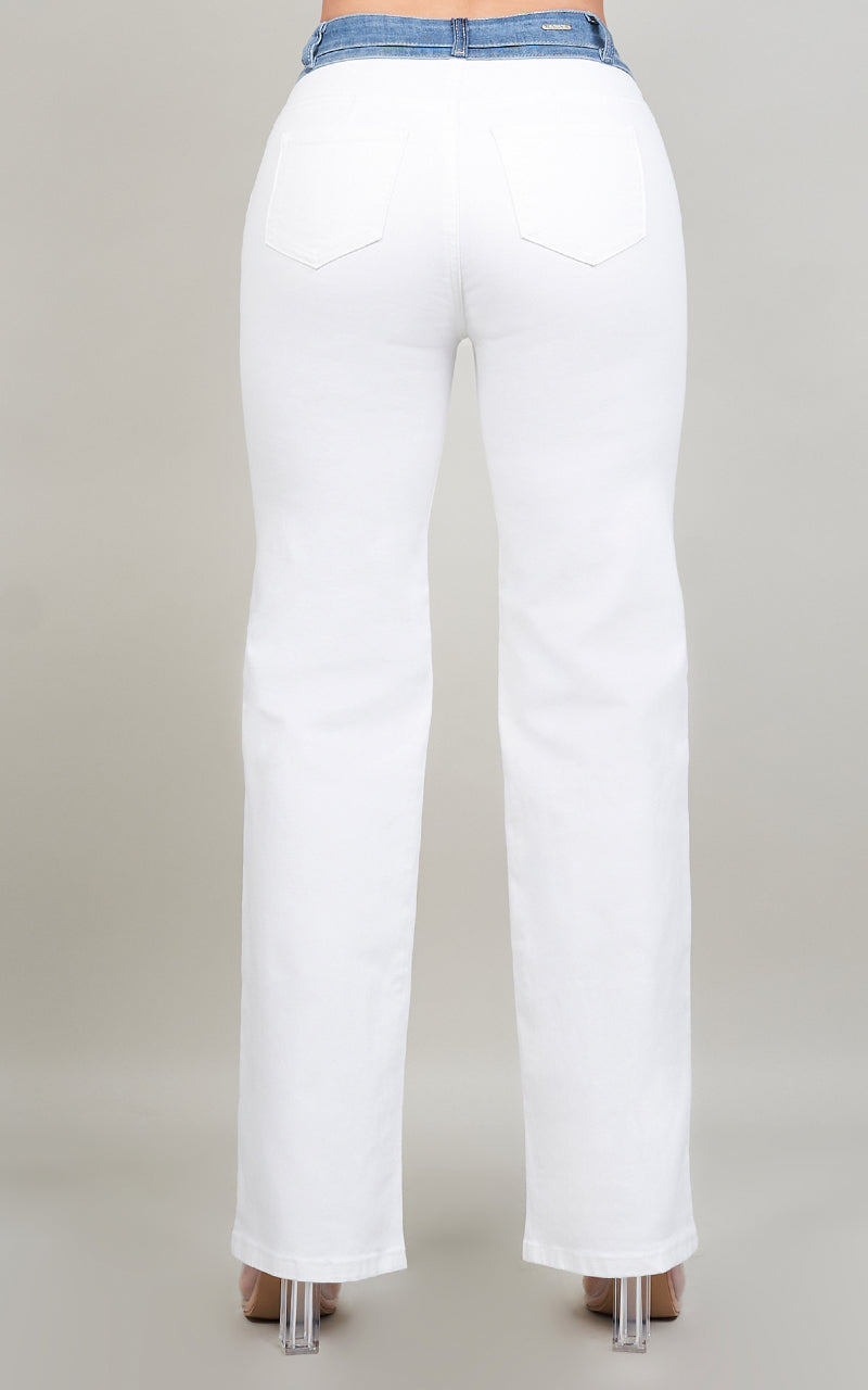 GABRIELA TOP & KIARA STRAIGHT JEANS