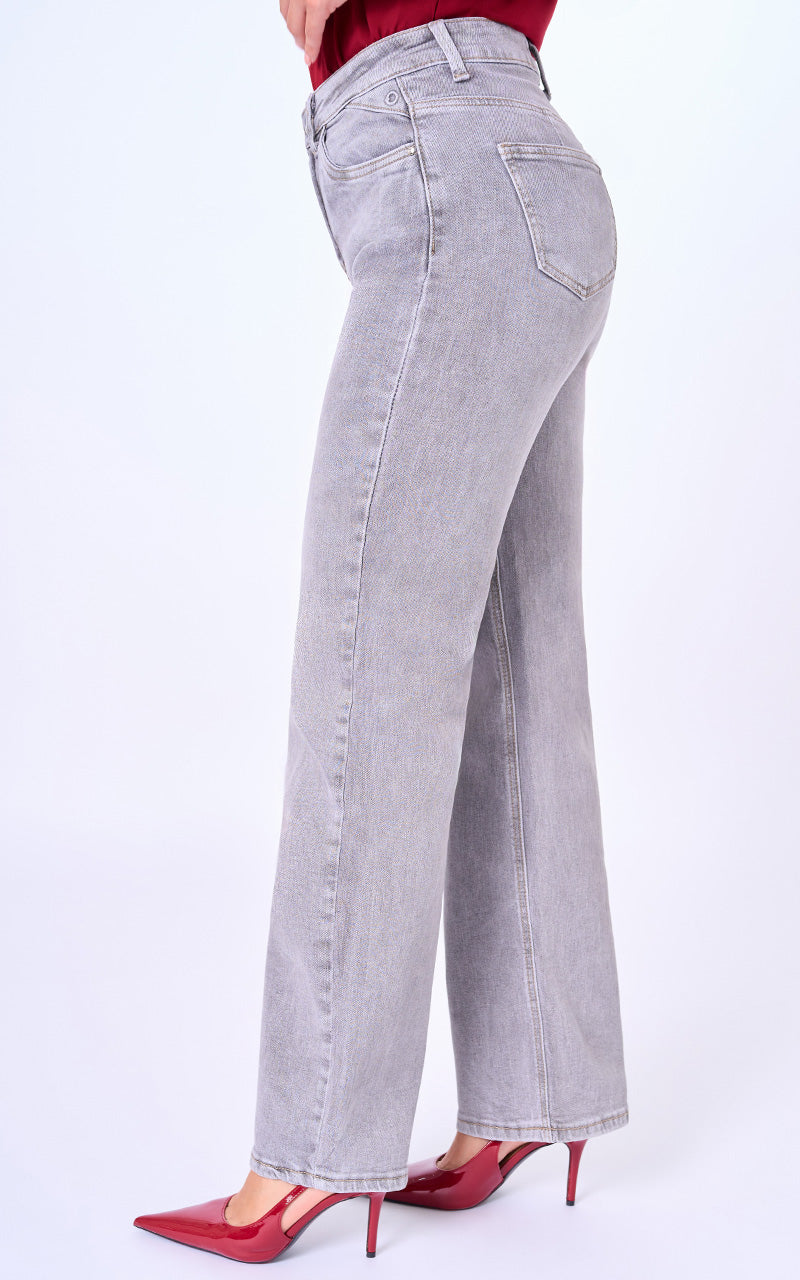 YARIBETH STRAIGHT JEANS