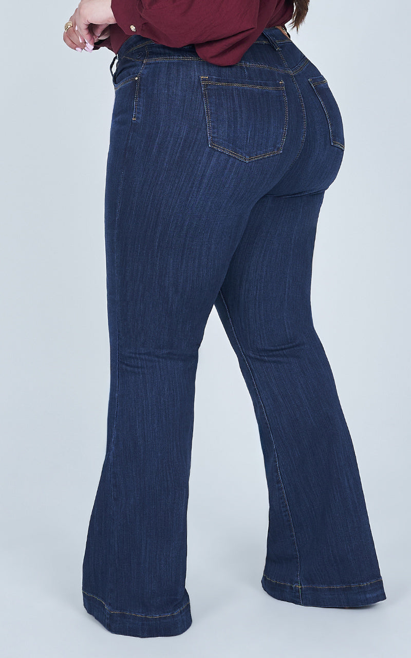 FLARE PLUS SIZE JEANS