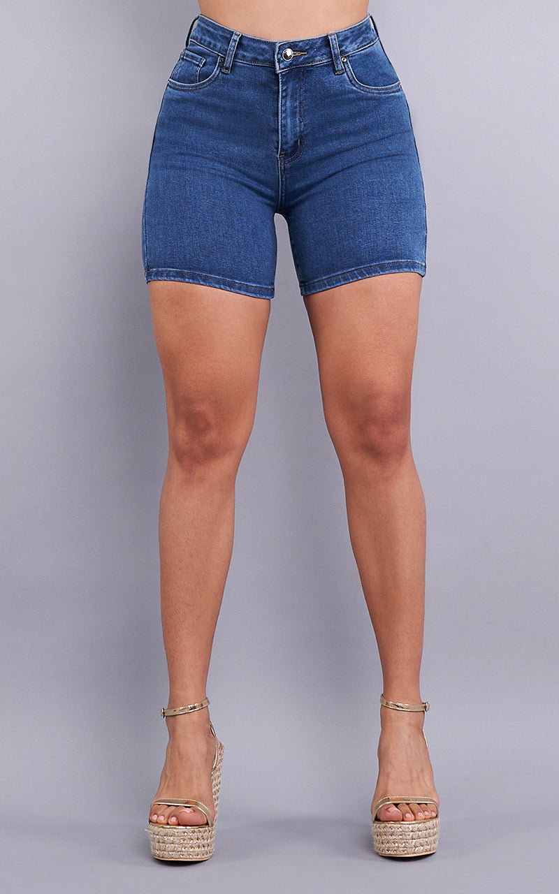 EMILIA SHORT